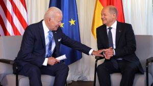 Μπάιντεν: Συγχαίρει τη στάση της Γερμανίας στον πόλεμο της Ουκρανίας – Προαναγγέλλει απαγόρευση εισαγωγής ρωσικού χρυσού από την G7