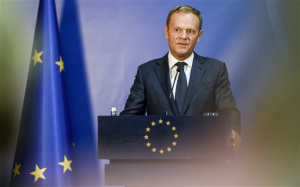 Τουσκ κατά Τραμπ για εμπορικό πόλεμο και Ιράν