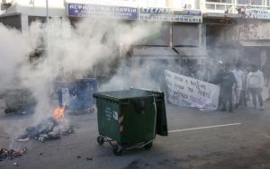 Θεσσαλονίκη: Απειλεί ο παππούς του 16χρονου Ρομά – «Εάν δεν δικαστεί ο αστυνομικός, θα πάρουμε το νόμο στα χέρια μας»