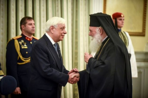 Παυλόπουλος προς Ιερώνυμο: Αρμονία Πολιτείας - Εκκλησίας