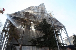 Από αμέλεια η φωτιά στο τέμενος Βαγιαζήτ