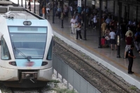 Αναστέλλεται η απεργία της Τετάρτης σε τρένα και προαστιακό
