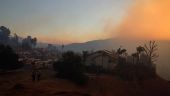 Ανεξέλεγκτες πυρκαγιές στο Λος Άντζελες με τουλάχιστον 10 θύματα
