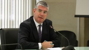 Γ. Τσακίρης: Θετική απάντηση από την Επιτροπή Ανταγωνισμού της ΕΕ για ένταξη των ασφαλιστών στις μη επιστρεπτέες ενισχύσεις αναμένει η κυβέρνηση