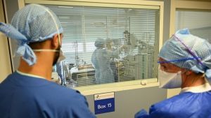 Σχεδόν ολόκληρη η Γερμανία θα είναι σύντομα «επικίνδυνη» περιοχή, προειδοποιεί επιδημιολόγος