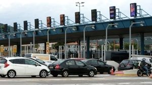 Ομαλή έξοδος εκδρομέων από τη Θεσσαλονίκη: 160.000 οχήματα εγκατέλειψαν την πόλη