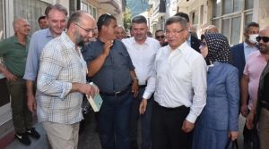 Ο Νταβούτογλου στη Θράκη: Ανακάλυψε «απογόνους του Πορθητή» σε Ξάνθη και Κομοτηνή