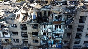 Σφοδρές ρωσικές επιθέσεις στο Χάρκοβο για δεύτερη νύχτα
