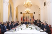 Ιράν: Παράταση στις συνομιλίες για τα πυρηνικά έως τον Ιούλιο του 2015