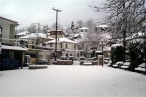Χιονισμένα Χριστούγεννα θα φέρει η περαιτέρω πτώση της θερμοκρασίας - Το έστρωσε στην Πάρνηθα