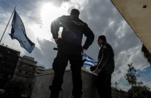 Λίστα Λαγκάρντ: Το usb, οι διαγραφές και το «σάπιο» στο βασίλειο του ΣΔΟΕ