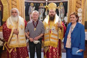 Τιμήθηκε ο πατέρας του Μητροπολίτη Κιλκίς για την προσφορά του στους Άγιους Πάντες Ξηροκρήνης