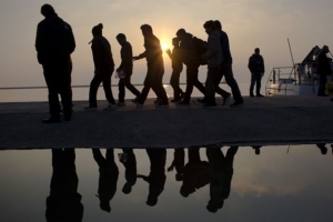 Αναχώρησαν από τη Λέσβο 408 πρόσφυγες