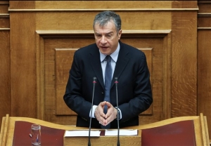Θεοδωράκης: Στην κυβέρνηση έχουν θεοποιήσει την καθυστέρηση