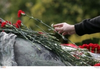 Εκδηλώσεις από τη νεολαία ΣΥΡΙΖΑ για το Πολυτεχνείο