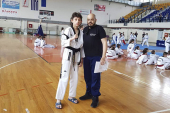 Ο Β. Γιαννουλάκος του ΑΘΛΟΥ στις εξετάσεις προαγωγής μαύρων ζωνών Ταε κβο ντο