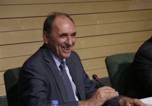 Σχέδιο για την ηλεκτροκίνηση στα νησιά από τον ΔΕΔΔΗΕ