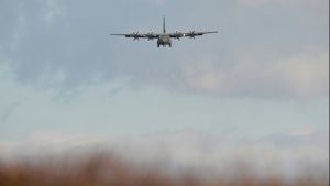 Ρωσία: Αεροσκάφος έκανε αναγκαστική προσγείωση – Τέσσερις νεκροί