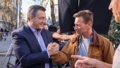 Απ. Τζιτζικώστας: Στα γυρίσματα της ταινίας «The Bricklayer»