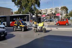 Θεσσαλονίκη: Τροχαίο στην Μοναστηρίου – Χωρίς τις αισθήσεις της η οδηγός της μηχανής