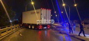 Θεσσαλονίκη: Τροχαίο επάνω στην γέφυρα της Μοναστηρίου