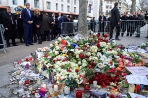 Βαλς: «Στη Γαλλία υπάρχει εδαφικό, κοινωνικό και εθνικό απαρτχάιντ»