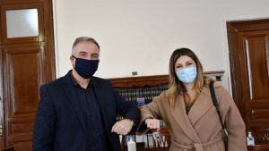 Συνάντηση Καλαφάτη με την Ζαχαράκη για την στρατηγική ανάπτυξη του Τουρισμού