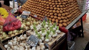 Ξεκινά τη Δευτέρα η διάθεση κουπονιών για δωρεάν προϊόντα στις λαϊκές αγορές